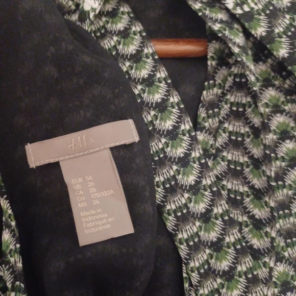 Olive Patterned Midi Dress - Picture 3 of 4